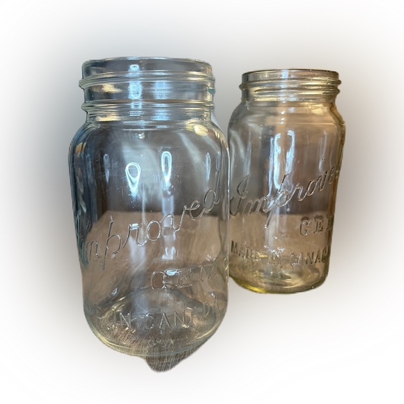 2 Vintage Improved Gem made in Canada jars - Picture 2 of 9